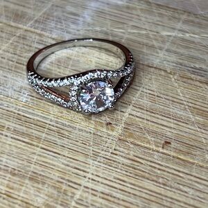 Fashion Jewelry Ring Size 7 Women’s